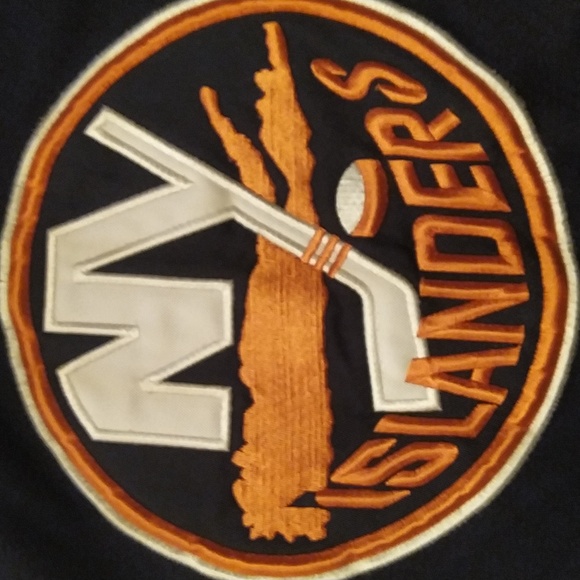 NY Islanders Jersey with raised Logo Youth Size L/XL Blue & Orange - Picture 3 of 5
